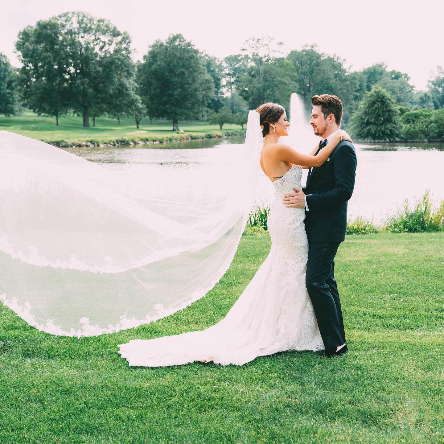 outdoor bride groom fountain brooklake outdoor bride groom fountain brooklake